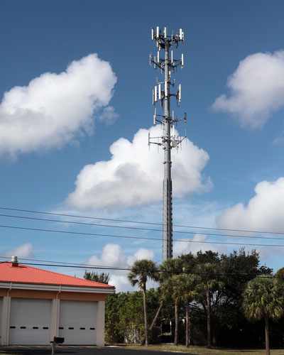 Antenas instaladas nos telhados ou que pejudiquem a paisagem não precisam ser compartilhadas