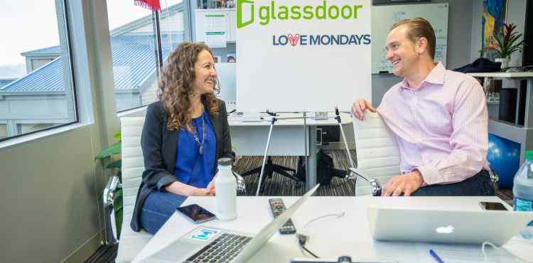 Glassdoor compra Love Mondays e começa a operar no Brasil